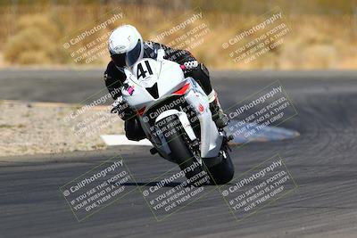 media/Mar-27-2022-CVMA (Sun) [[4786de14bf]]/Race 10 Supersport Shootout/